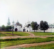 Вход в монастырь Федора Стратилата. Переяславль-Залесский.