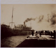Пароход Sondai отошел вечером 15 марта, сопровождаемый лоцманским катером. «Ура» кричали на корабле и «Банзай» на пирсе