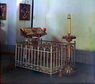 Могила Тучковой с сыном в построенной ею церкви в Спасо-Бородинском монастыре.